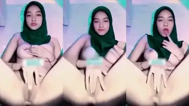 Bokep Jilbab Sarah Nakal Mengocok Area Terlarang