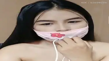 Live Show 22 Cewek Seksi Colmek Brutal Memek Squirt Banjir